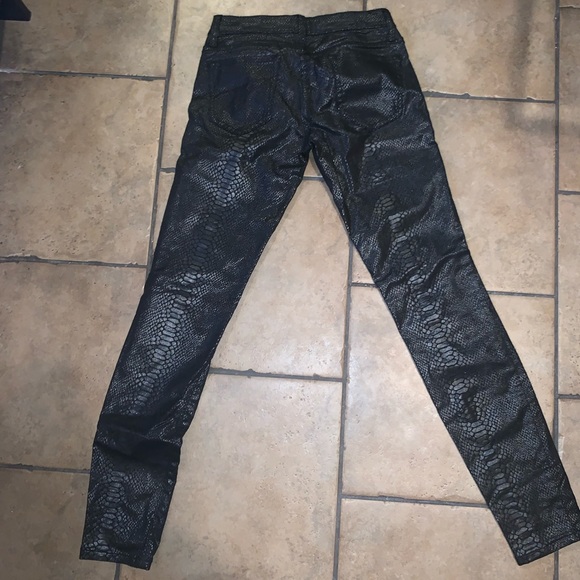 Bebe leatherette snake print pants - Picture 4 of 5